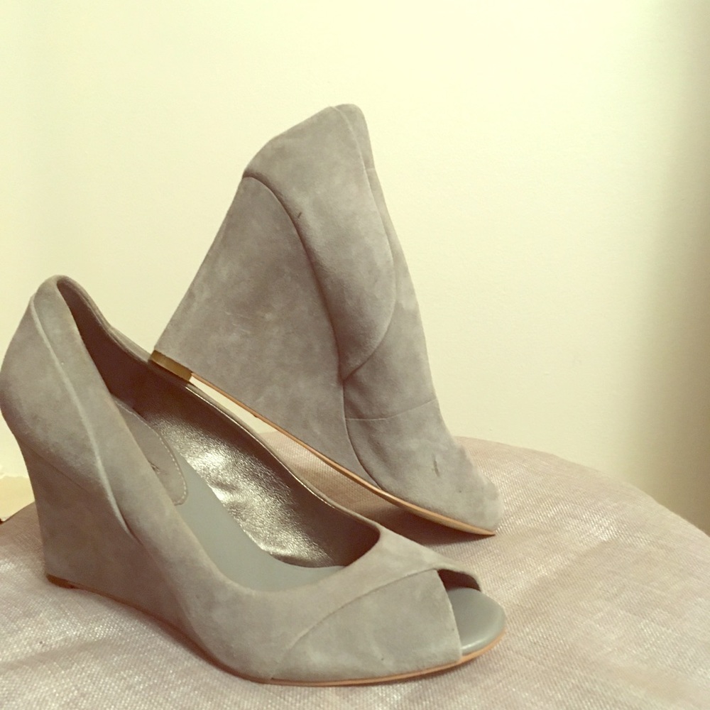 Grey suede Banana Republic peep toe wedges